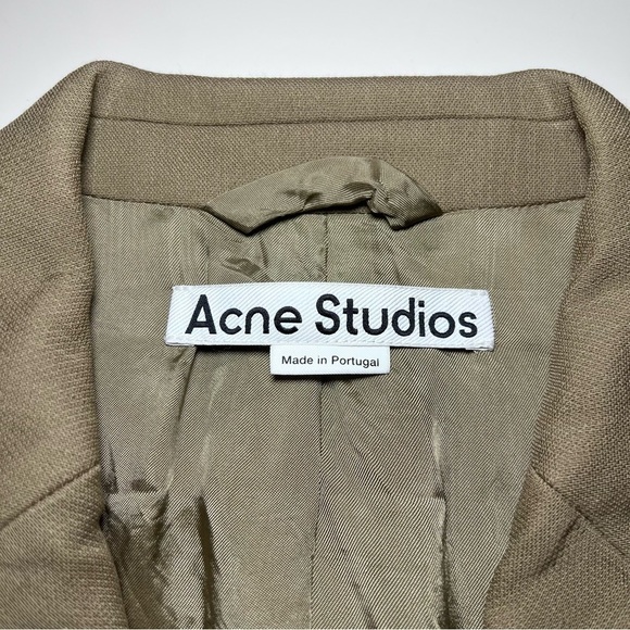 Acne Studios Jolcie Single-Breasted Wool Blazer in Mud Beige - Picture 5 of 7